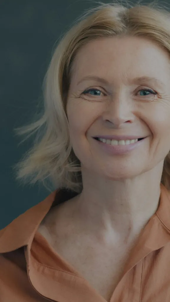 Mujer madura sonriendo